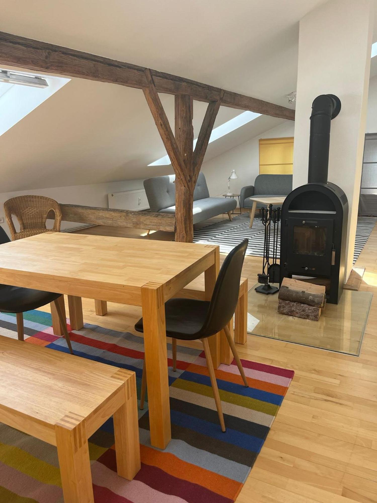 Maisonette Mit Kaminoefen Naehe Starnberger Und Muenchen