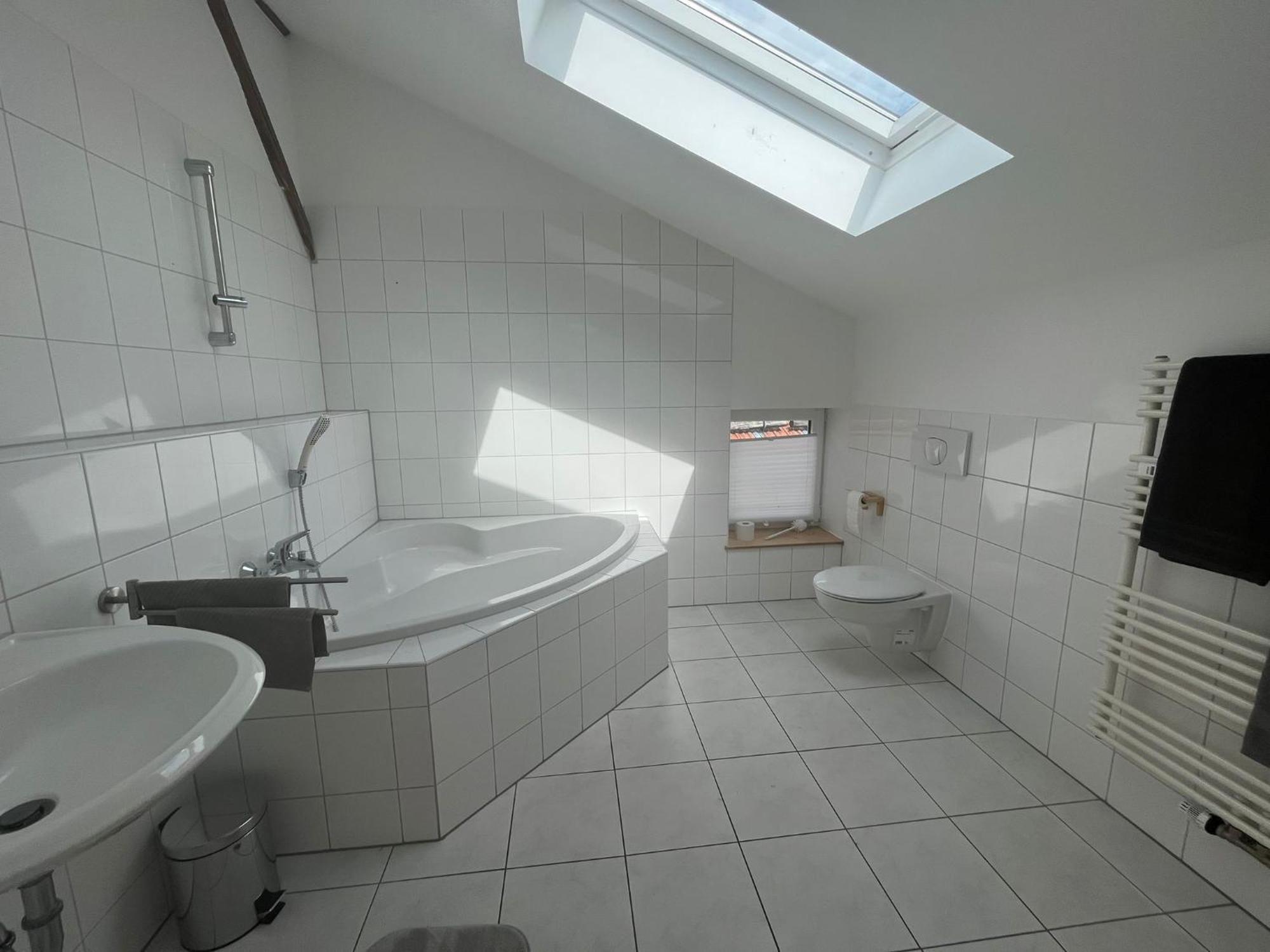 Maisonette Mit Kaminoefen Naehe Starnberger Und Muenchen *